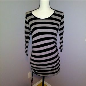 H&M Mama Maternity black & grey striped tunic top